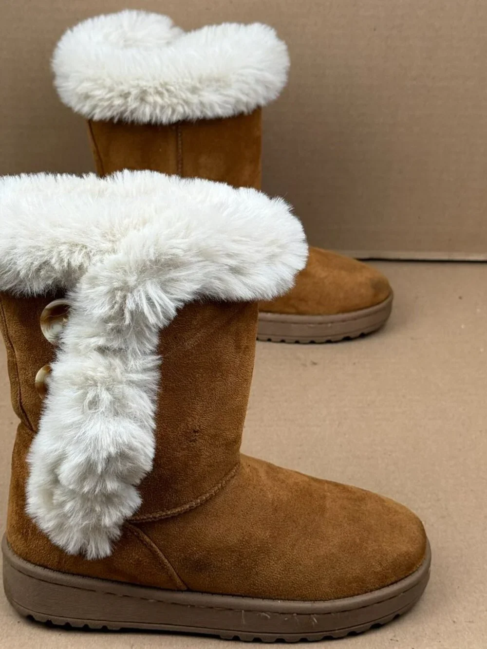 SO Girls Brown Faux Fur Button Mid-Calf Boots Size 2